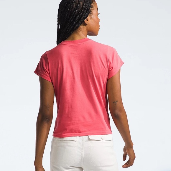 NWT The North Face Women's
Evolution Cutie T-Shirt in volcanic red Sz L - Picture 5 of 8